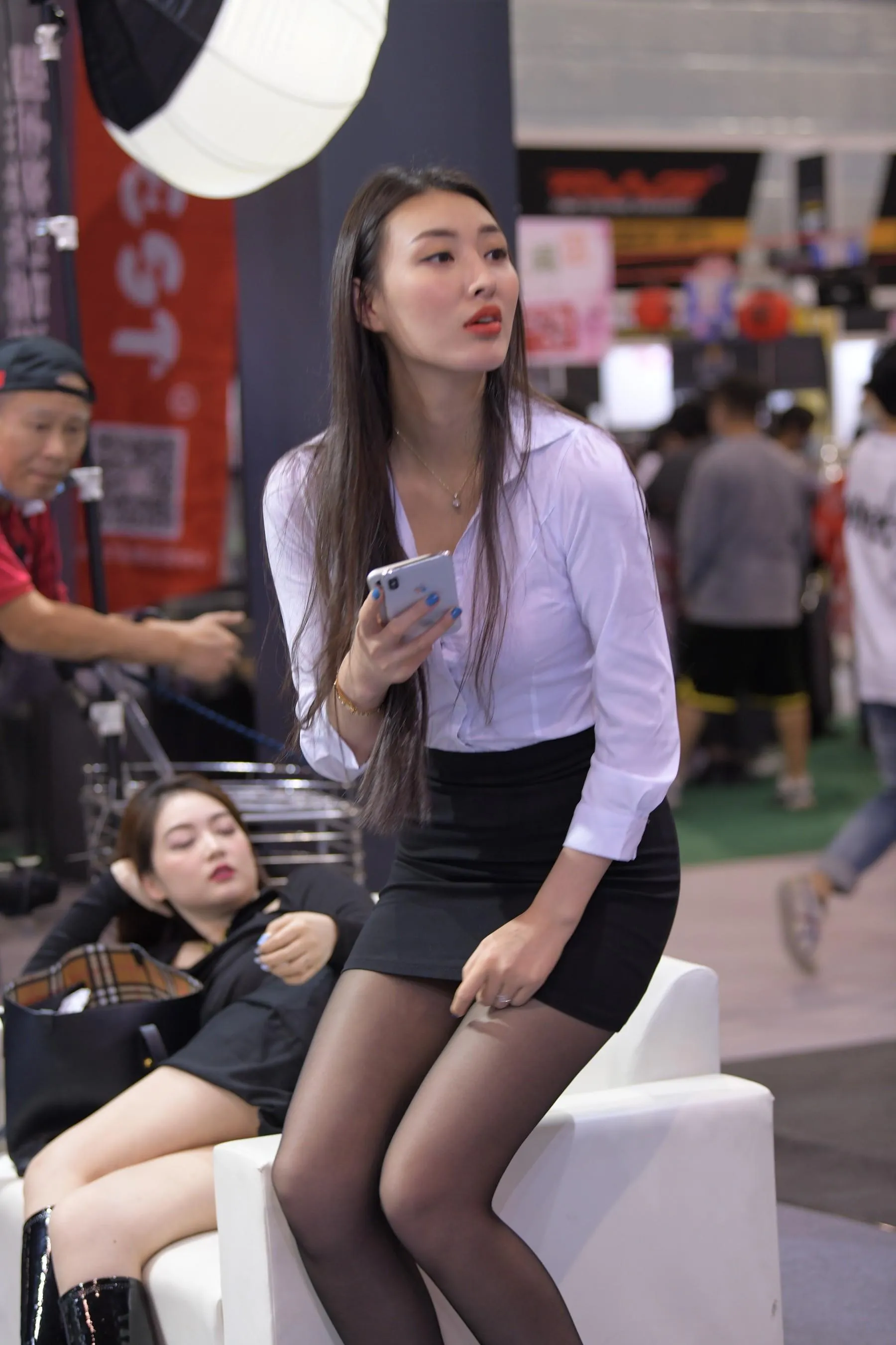 魔镜街拍 NO.171  黑丝展会模特 [179P]插图2